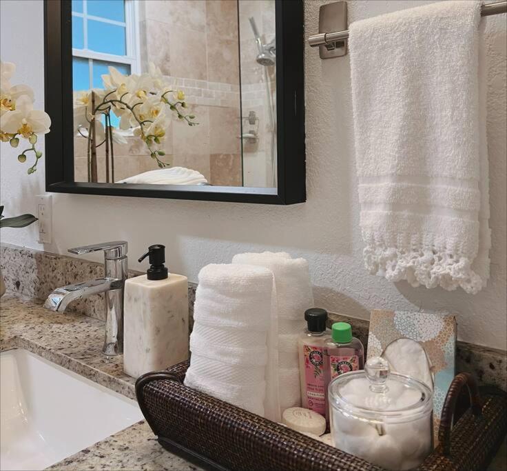 Beautiful Main House In West Palm Beach Extérieur photo
