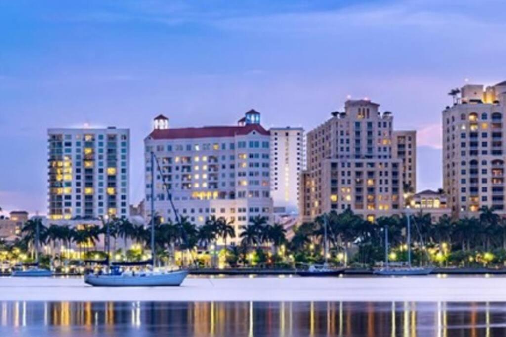 Beautiful Main House In West Palm Beach Extérieur photo
